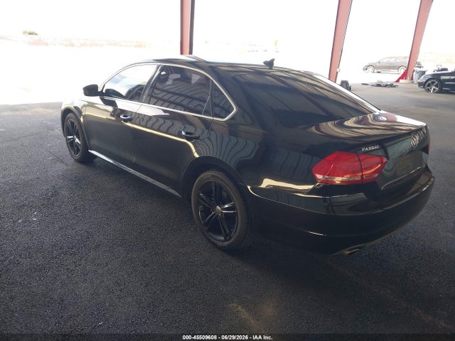 2014 Volkswagen Passat 1.8t Se მანქანა იყიდება აუქციონზე, vin: 1VWBT7A35EC094154, აუქციონის ნომერი: 45509608