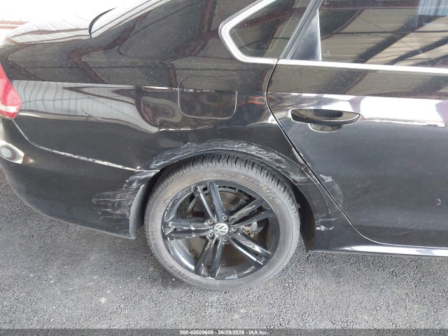 2014 Volkswagen Passat 1.8t Se მანქანა იყიდება აუქციონზე, vin: 1VWBT7A35EC094154, აუქციონის ნომერი: 45509608