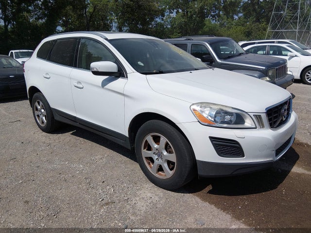 45509637 :رقم المزاد ، YV4940DZ3B2151522 vin ، 2011 Volvo Xc60 3.2/3.2 R-design مزاد بيع