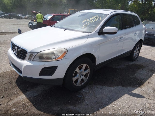 2011 Volvo Xc60 3.2/3.2 R-design მანქანა იყიდება აუქციონზე, vin: YV4940DZ3B2151522, აუქციონის ნომერი: 45509637