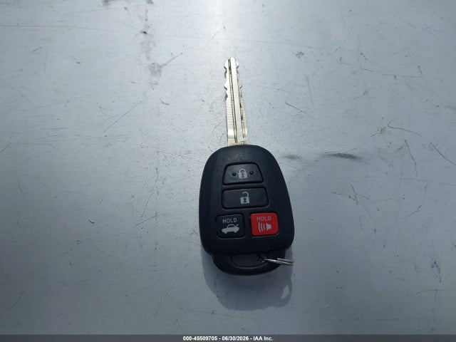 5YFBURHE1GP473150 Toyota COROLLA LE