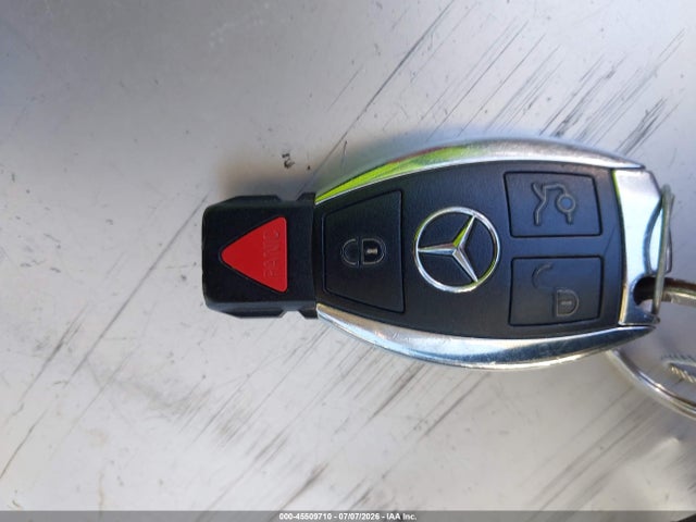 WDDWF4JB9JR410489 Mercedes-Benz C 300