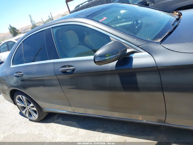WDDWF4JB9JR410489 Mercedes-Benz C 300