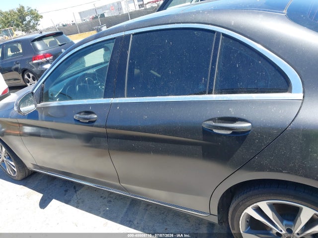 WDDWF4JB9JR410489 Mercedes-Benz C 300