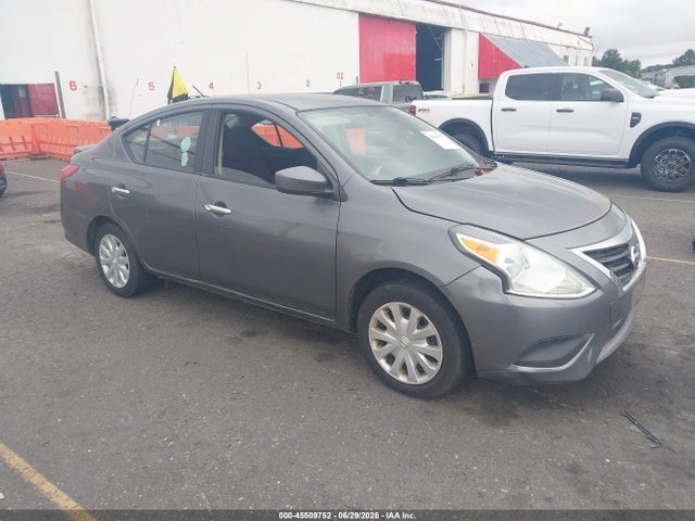 Nissan Versa 1.6 Sv 2018 3N1CN7AP9JL833175 zdjęcie główne