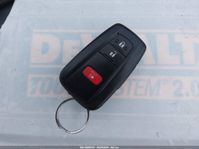 Toyota Prius Four 2016 JTDKARFU1G3001039 Image 11
