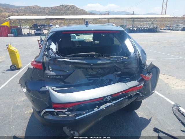 JTEAAAAH1PJ125469 Toyota Venza Xle