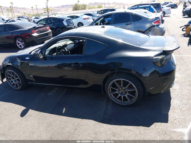 Scion FR-S 2014 JF1ZNAA15E9704371 Image 14
