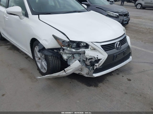 Lexus CT 200H 2016 JTHKD5BH3G2270785 Image 6