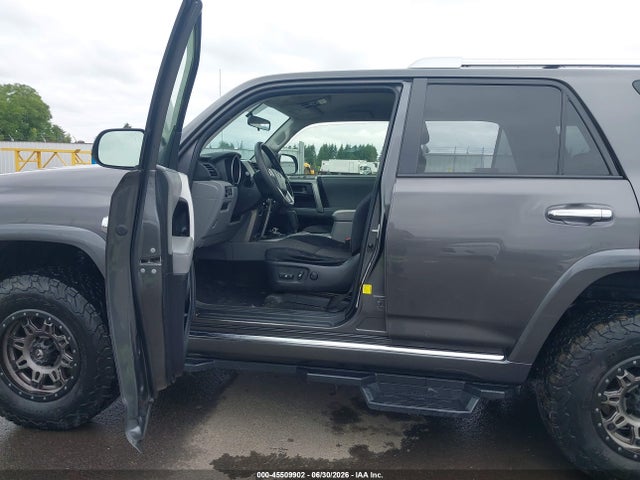 2013 Toyota 4runner Sr5 მანქანა იყიდება აუქციონზე, vin: JTEBU5JRXD5117676, აუქციონის ნომერი: 45509902