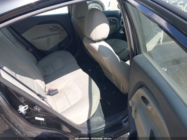 2014 Kia Rio Lx მანქანა იყიდება აუქციონზე, vin: KNADM4A37E6414528, აუქციონის ნომერი: 45509904