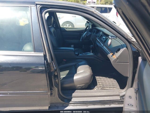 Продажа на аукционе авто 2003 Ford Crown Victoria Lx, vin: 2FAHP74W03X163362, номер лота: 45509954