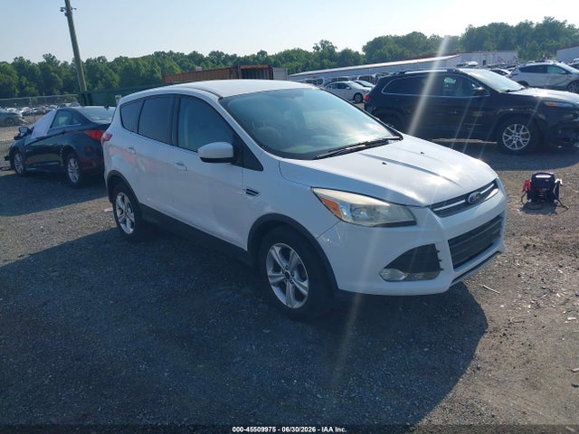 45509975 :رقم المزاد ، 1FMCU9GX3GUB75012 vin ، 2016 Ford Escape Se مزاد بيع