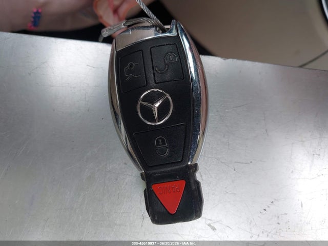 55SWF4JB6GU158224 Mercedes-Benz C 300