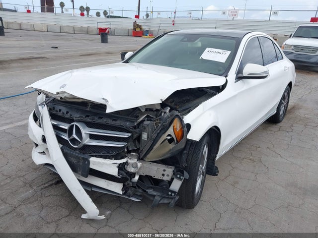 55SWF4JB6GU158224 Mercedes-Benz C 300