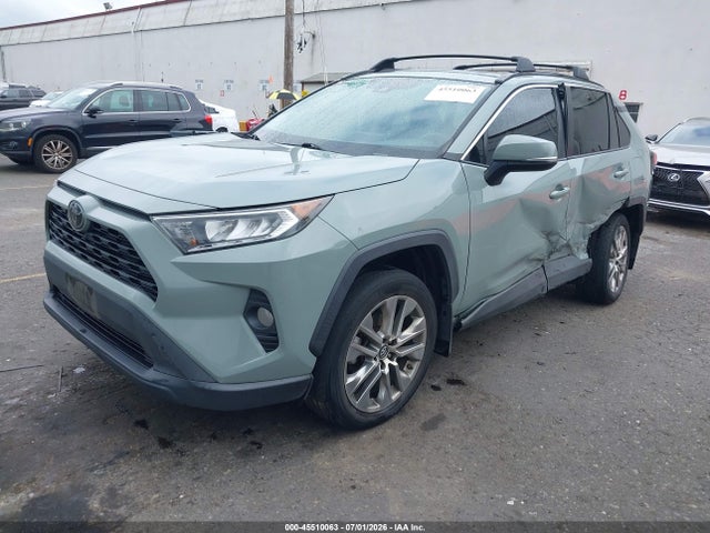 Toyota Rav4 Xle Premium 2019 2T3C1RFV7KC030209 Image 2