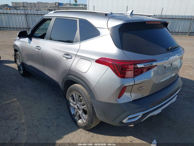 KIA SELTOS S 2022 KNDEU2AA5N7237949 Image 3