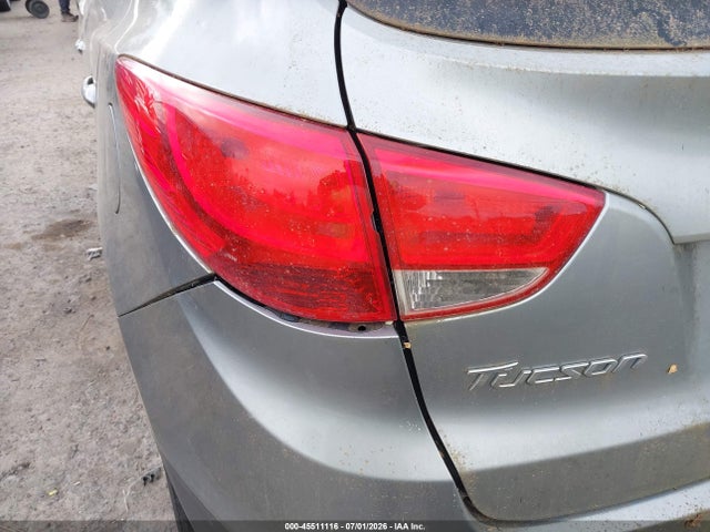 2015 Hyundai Tucson Se მანქანა იყიდება აუქციონზე, vin: KM8JUCAG9FU107213, აუქციონის ნომერი: 45511116