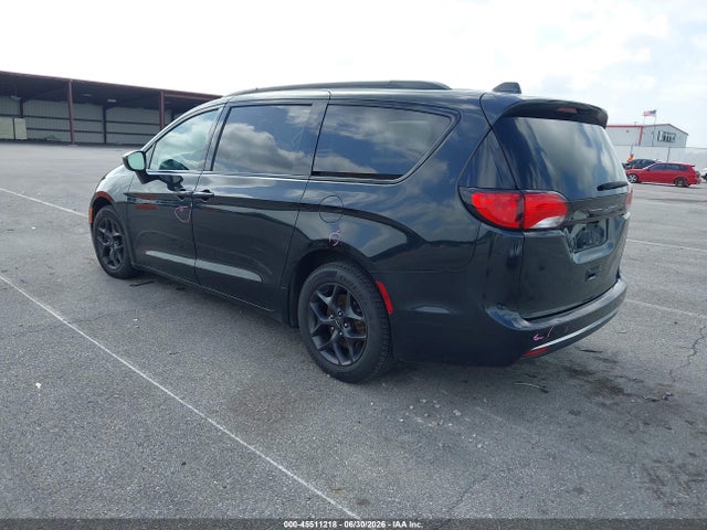 Продаж на аукціоні авто 2018 Chrysler Pacifica Touring L, vin: 2C4RC1BGXJR214354, номер лоту: 45511218