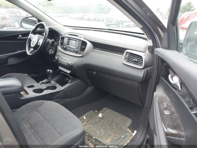 45511242 :رقم المزاد ، 5XYPGDA3XGG014292 vin ، 2016 Kia Sorento 2.4l Lx مزاد بيع