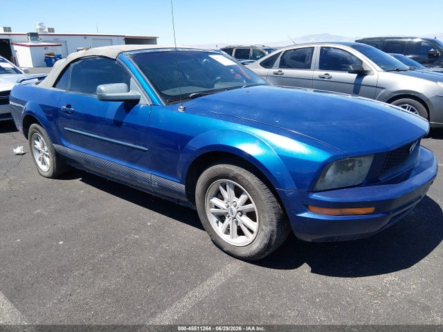 45511264 :رقم المزاد ، 1ZVFT84N165222299 vin ، 2006 Ford Mustang V6 مزاد بيع
