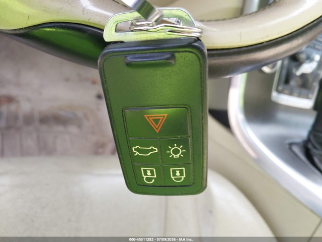 Продажа на аукционе авто 2015 Volvo S60 T5 Premier, vin: YV140MFK3F2337643, номер лота: 45511282