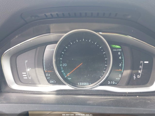 Продажа на аукционе авто 2015 Volvo S60 T5 Premier, vin: YV140MFK3F2337643, номер лота: 45511282