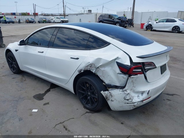Tesla Model 3 Rear-wheel Drive 2023 5YJ3E1EA7PF499946 Image 3