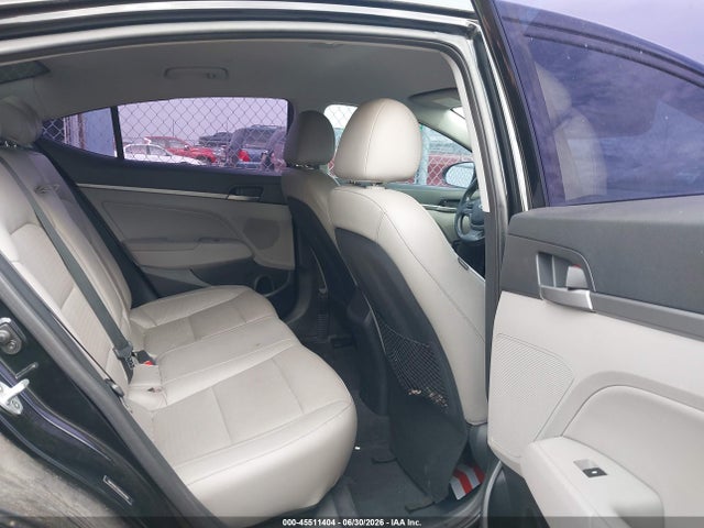 Aukcja sprzedaży 2017 Hyundai Elantra Limited, vin: 5NPD84LF6HH004988, numer aukcji: 45511404