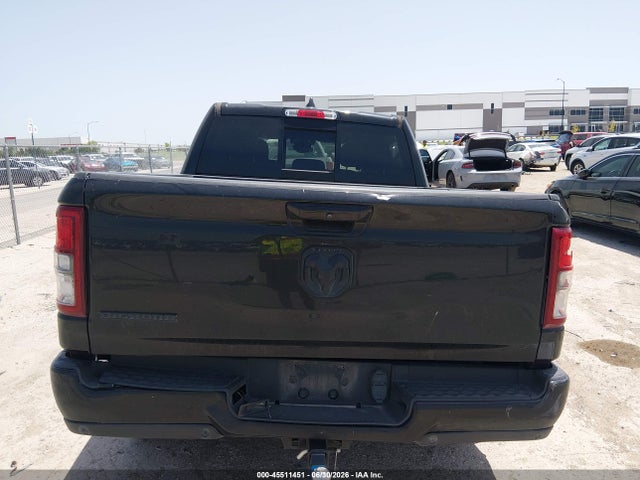 45511451 :رقم المزاد ، 1C6RREFG6NN194730 vin ، 2022 Ram 1500 Big Horn  4x2 5'7 Box مزاد بيع