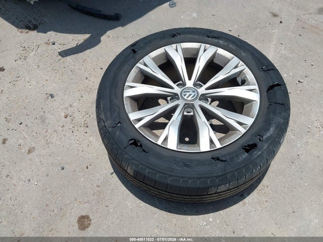 2020 Volkswagen Tiguan 2.0t S მანქანა იყიდება აუქციონზე, vin: 3VV1B7AX6LM126501, აუქციონის ნომერი: 45511522