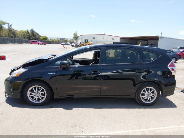 Toyota Prius V Three 2015 JTDZN3EU3FJ021238 Image 13