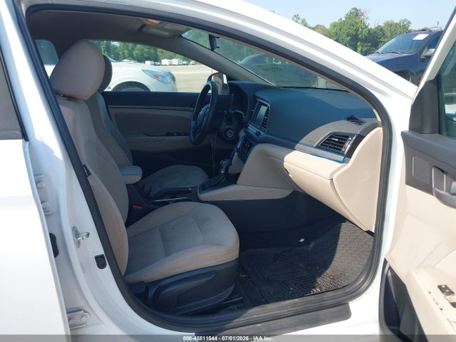 45511544 :رقم المزاد ، 5NPD84LF1HH174868 vin ، 2017 Hyundai Elantra Se مزاد بيع