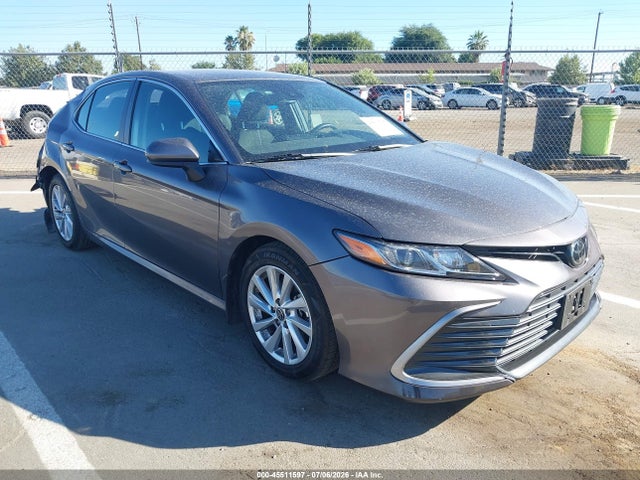 2023 Toyota Camry Le მანქანა იყიდება აუქციონზე, vin: 4T1C11AK2PU131106, აუქციონის ნომერი: 45511597
