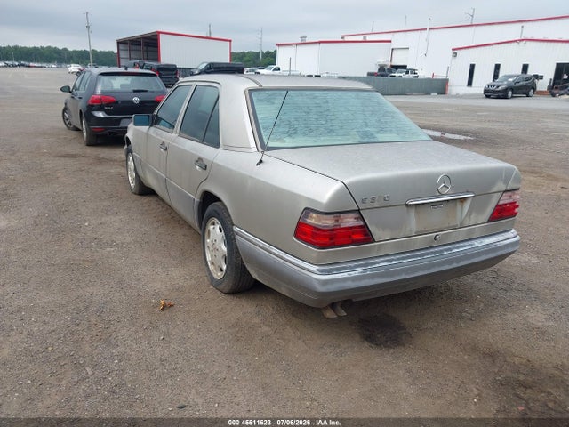 Aukcja sprzedaży 1995 Mercedes-benz E 320 Base/320 Special, vin: WDBEA32E2SC258288, numer aukcji: 45511623