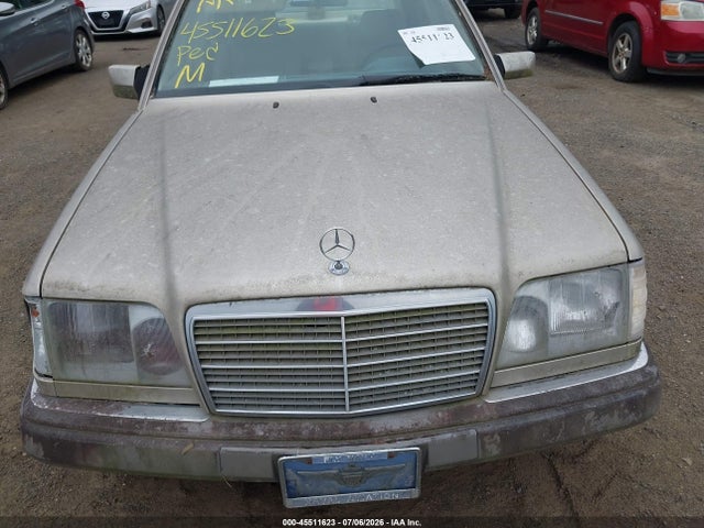 Aukcja sprzedaży 1995 Mercedes-benz E 320 Base/320 Special, vin: WDBEA32E2SC258288, numer aukcji: 45511623