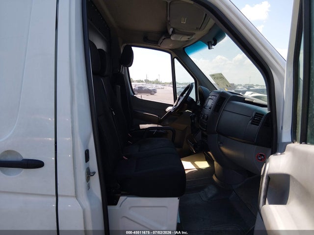 Aukcja sprzedaży 2015 Mercedes-benz Sprinter 2500 Normal Roof, vin: WD3PE7DC9F5993498, numer aukcji: 45511675
