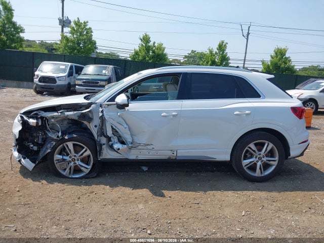 Продажа на аукционе авто 2024 Audi Q3 Premium Plus 45 Tfsi S Line Quattro Tiptronic, vin: WA1EECF31R1192749, номер лота: 45511696