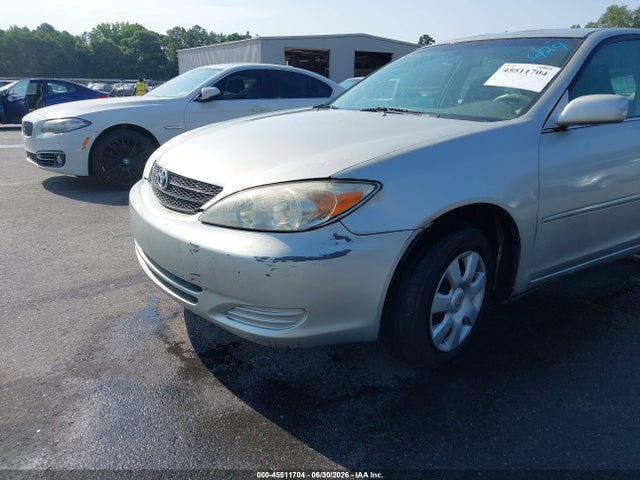 2002 Toyota Camry Le მანქანა იყიდება აუქციონზე, vin: 4T1BE32KX2U087052, აუქციონის ნომერი: 45511704