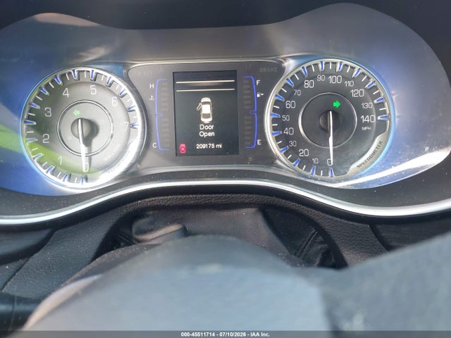 Продажа на аукционе авто 2015 Chrysler 200 Limited, vin: 1C3CCCAB4FN693516, номер лота: 45511714