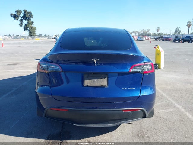 Продаж на аукціоні авто 2022 Tesla Model Y Long Range Dual Motor All-wheel Drive, vin: 7SAYGDEEXNF485236, номер лоту: 45511753