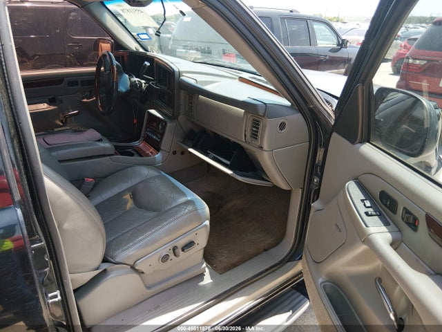 2003 Cadillac Escalade Standard მანქანა იყიდება აუქციონზე, vin: 1GYEK63N23R118281, აუქციონის ნომერი: 45511878