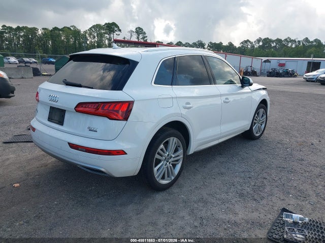 45511883 :رقم المزاد ، WA1BNAFY4J2021835 vin ، 2018 Audi Q5 2.0t Premium/2.0t Tech Premium مزاد بيع