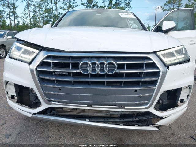 45511883 :رقم المزاد ، WA1BNAFY4J2021835 vin ، 2018 Audi Q5 2.0t Premium/2.0t Tech Premium مزاد بيع