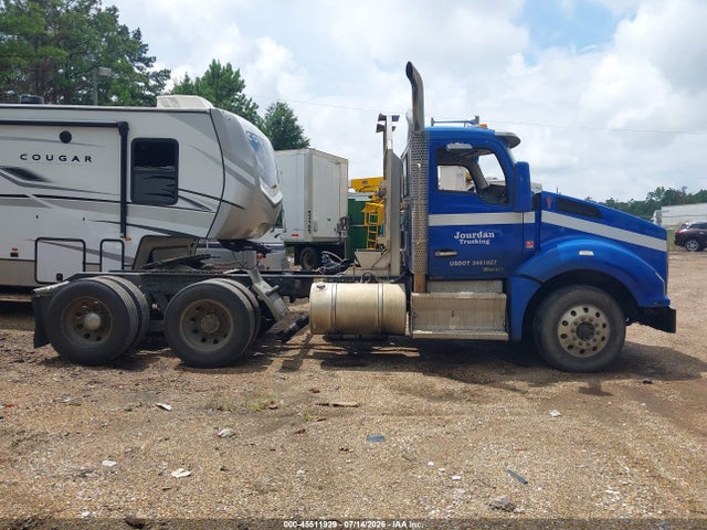 2017 Kenworth T880 მანქანა იყიდება აუქციონზე, vin: 1XKZDP9X6HJ169874, აუქციონის ნომერი: 45511929