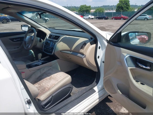Nissan Altima 2.5 S 2017 1N4AL3AP8HC129452 Image 5