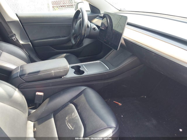 45511958 :رقم المزاد ، 5YJ3E1EA6MF868159 vin ، 2021 Tesla Model 3 Standard Range Plus Rear-wheel Drive مزاد بيع