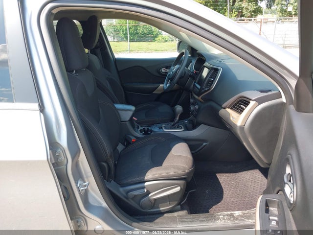 Jeep Cherokee Latitude 2017 1C4PJMCB8HW615744 Image 5