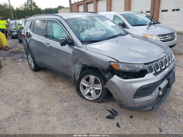 2022 Jeep Compass Latitude 4x4 მანქანა იყიდება აუქციონზე, vin: 3C4NJDBB7NT102155, აუქციონის ნომერი: 45511989
