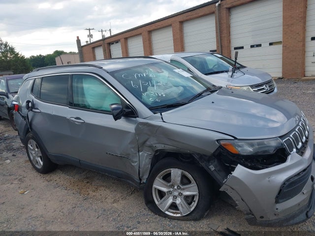 2022 Jeep Compass Latitude 4x4 მანქანა იყიდება აუქციონზე, vin: 3C4NJDBB7NT102155, აუქციონის ნომერი: 45511989
